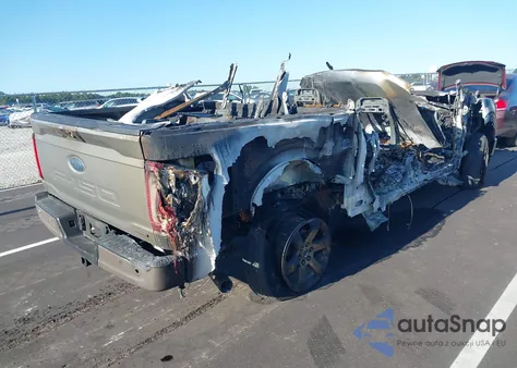 2022 Ford F-150 Lariat z USA, uszkodzony, nr VIN 1FTFW1E88NKF21377